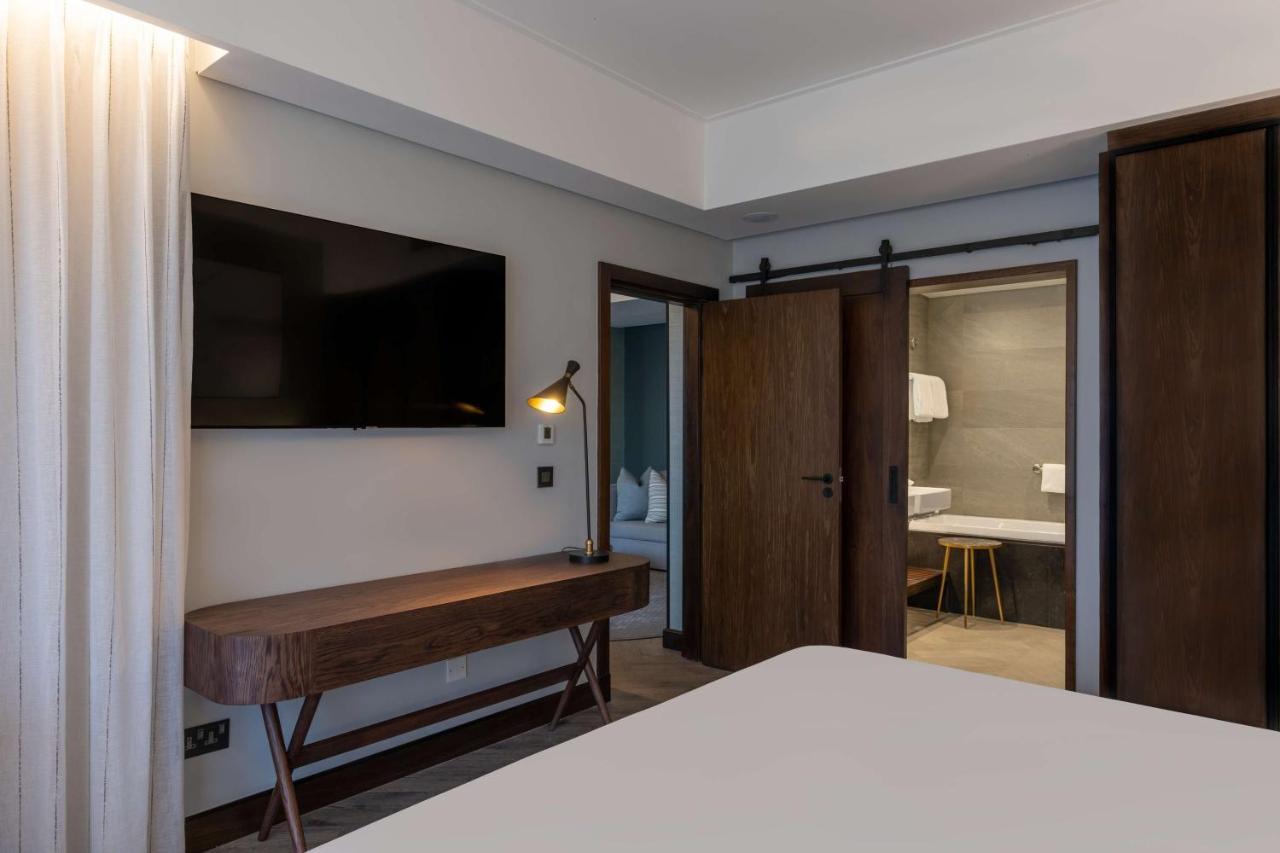 Radisson Blu Mosi-Oa-Tunya Livingstone Resort מראה חיצוני תמונה
