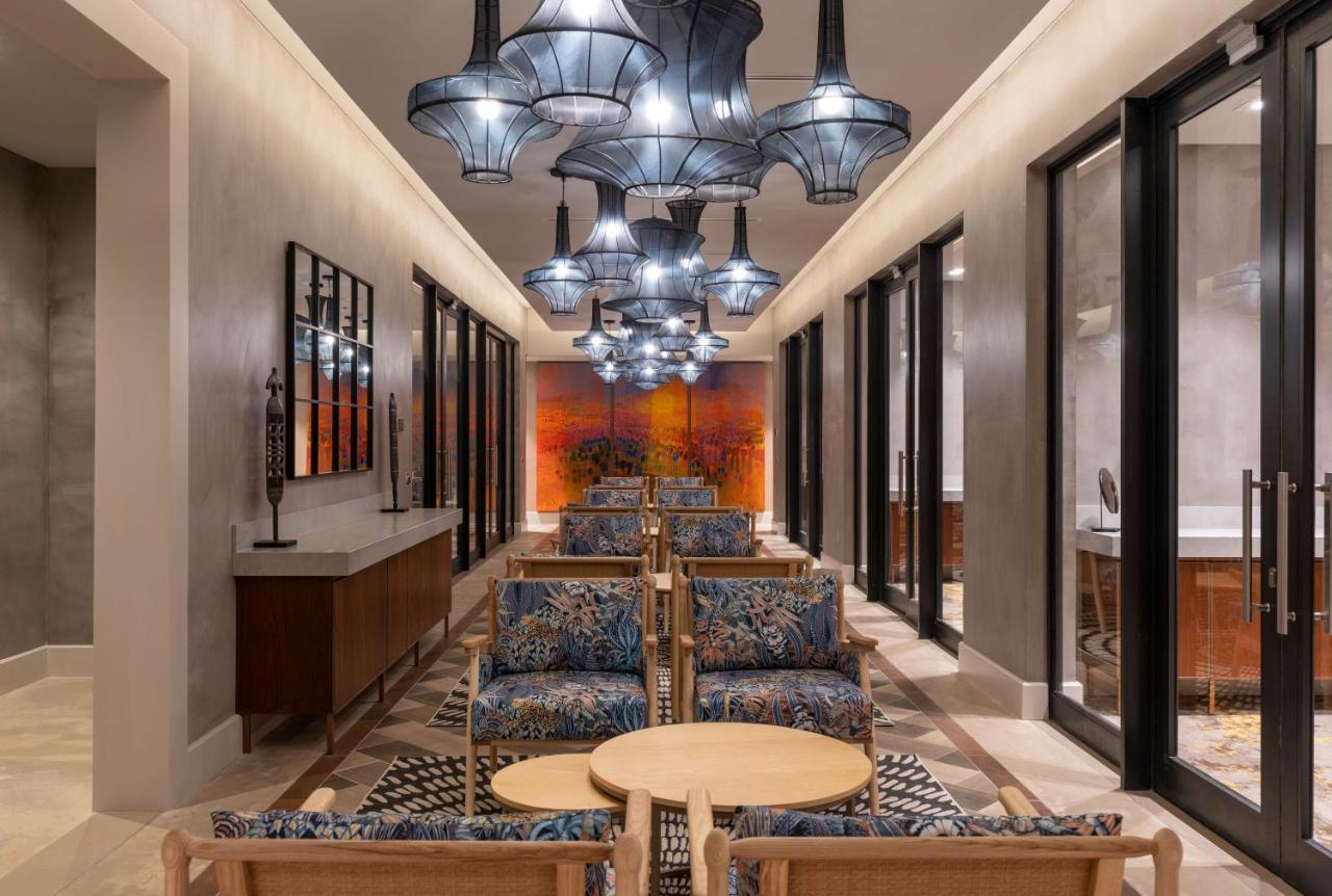 Radisson Blu Mosi-Oa-Tunya Livingstone Resort מראה חיצוני תמונה