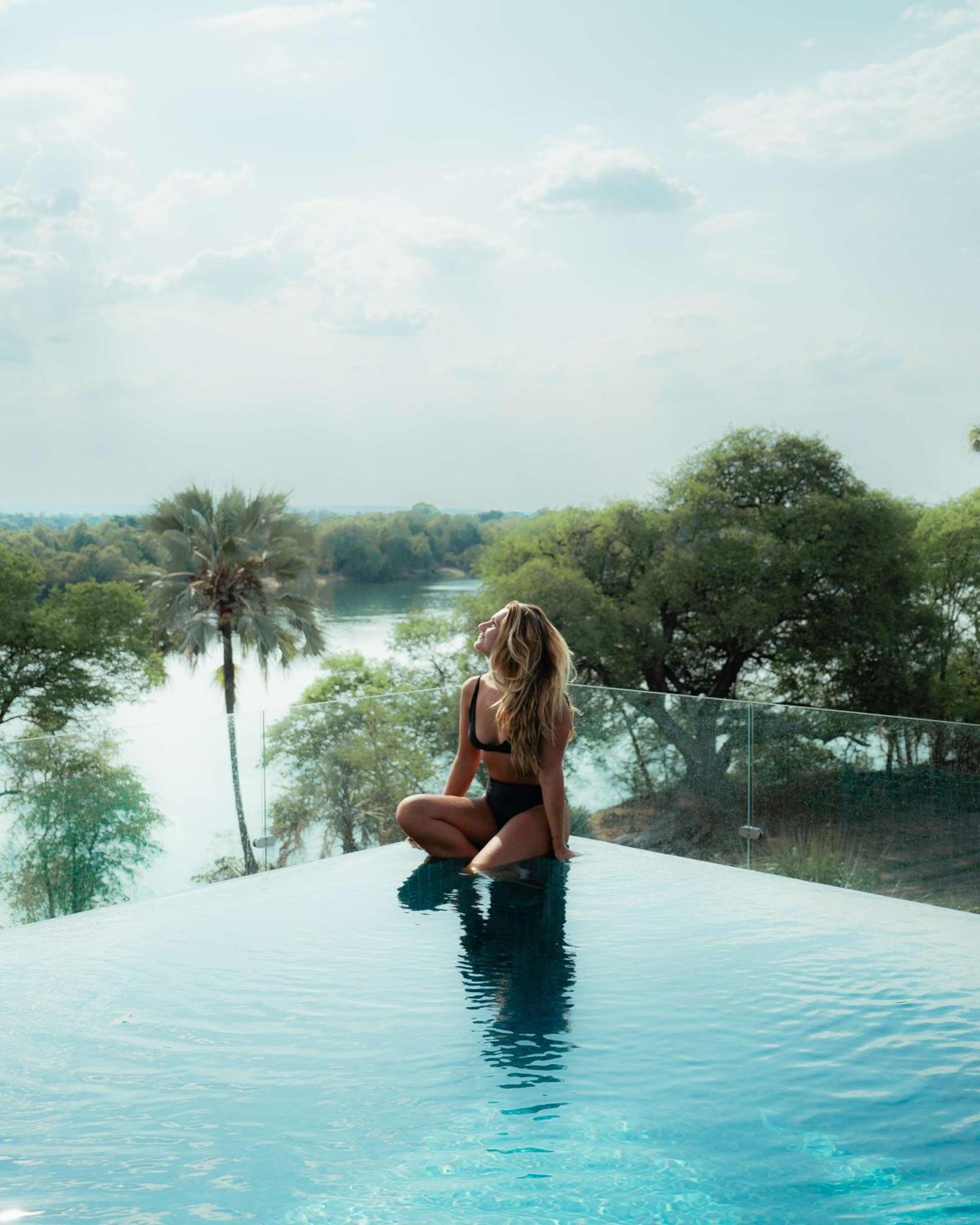 Radisson Blu Mosi-Oa-Tunya Livingstone Resort מראה חיצוני תמונה