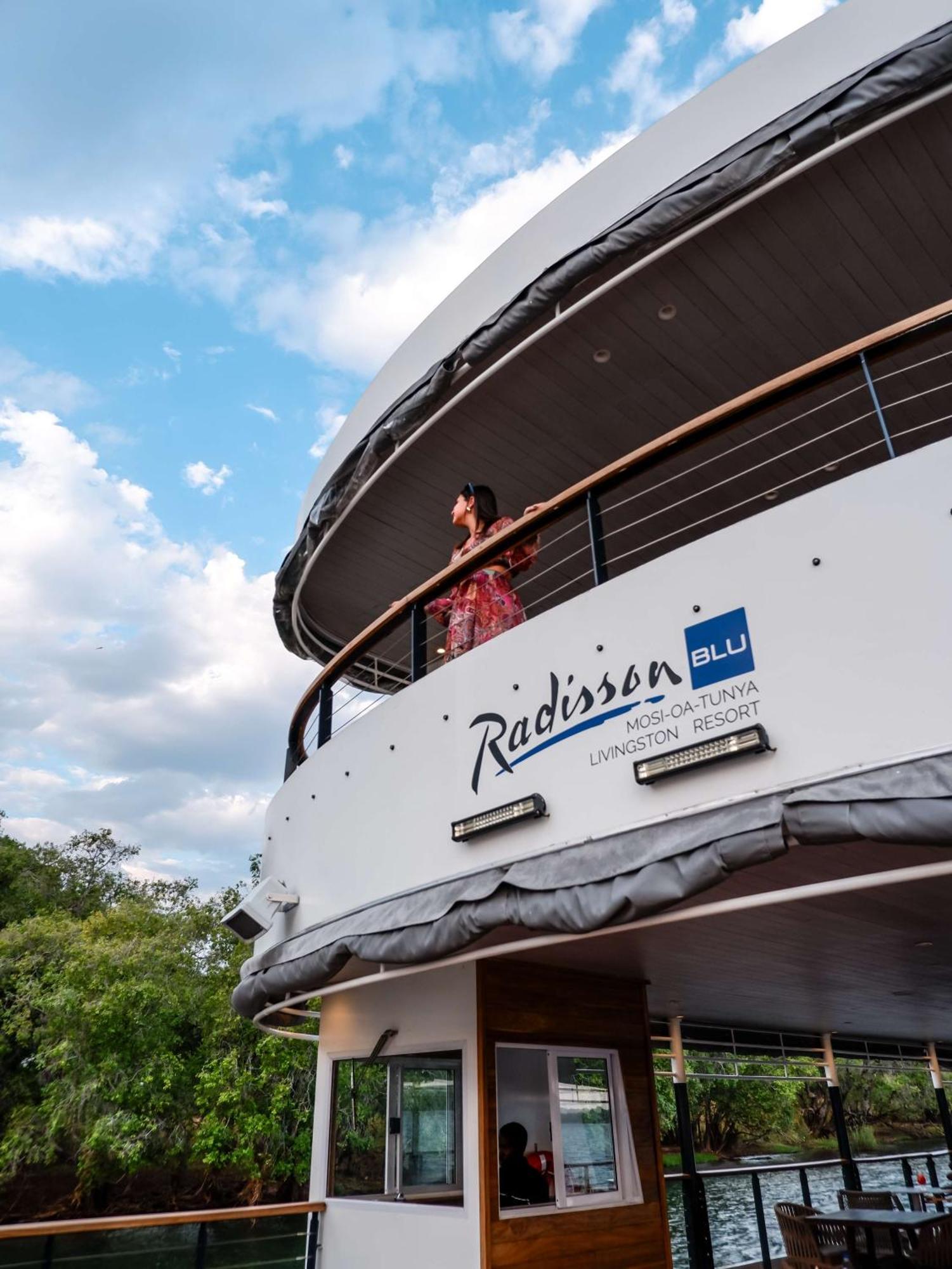 Radisson Blu Mosi-Oa-Tunya Livingstone Resort מראה חיצוני תמונה